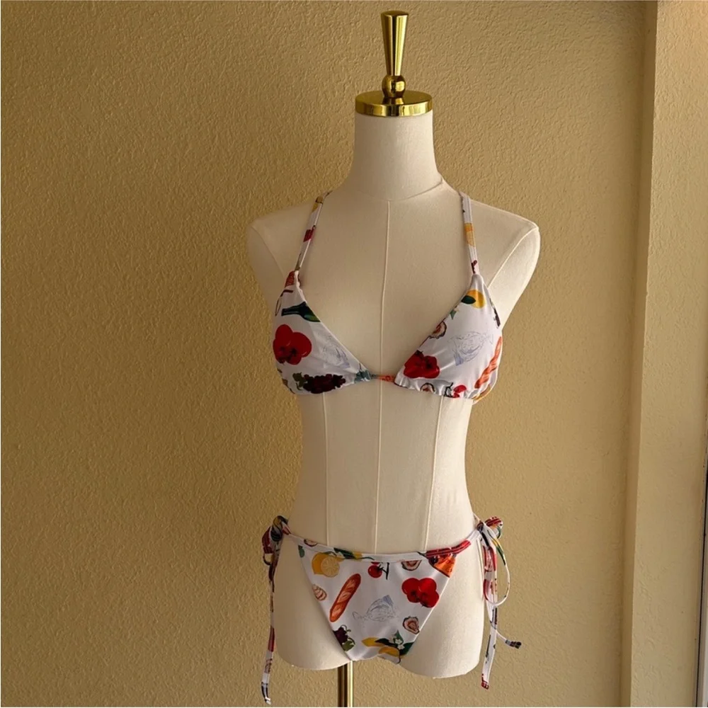 Lisa Says Gah Pamela bikini set - Picture 3 of 9